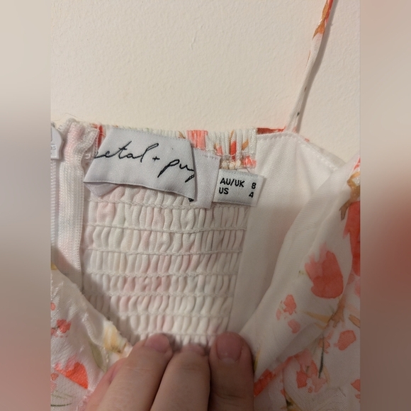 Dress - Picture 2 of 5